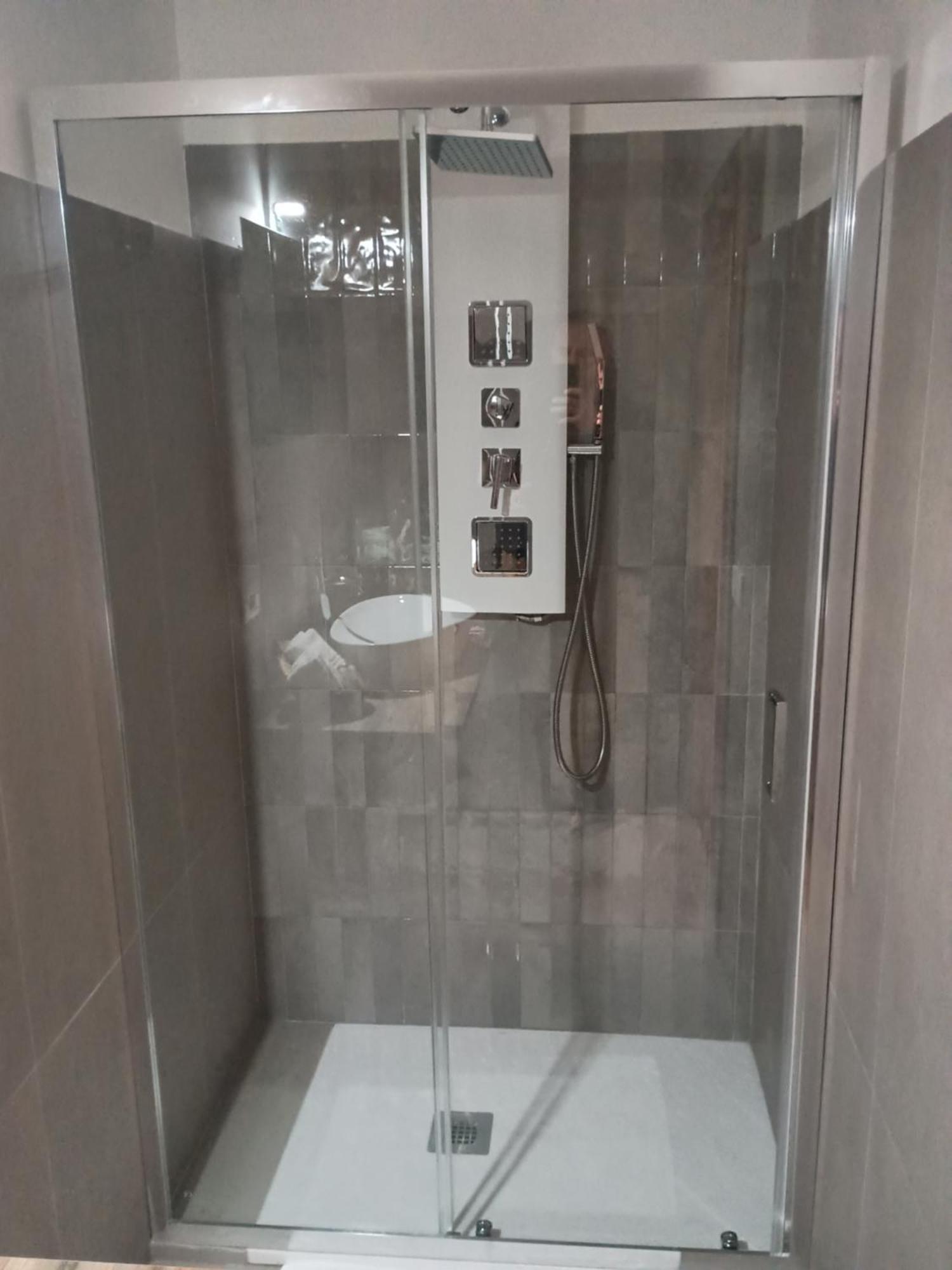 B&B Suites&Rooms Piazza Dei Martiri คาตาเนีย ภายนอก รูปภาพ